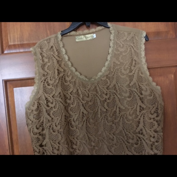 Jessica Taylor Top. Size 3X in very good cond - Picture 2 of 3